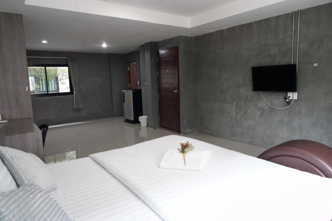 Matini Klong1 Hotell Rangsit Exteriör bild