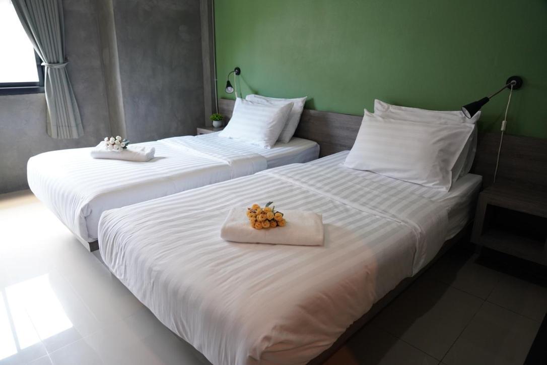 Matini Klong1 Hotell Rangsit Exteriör bild